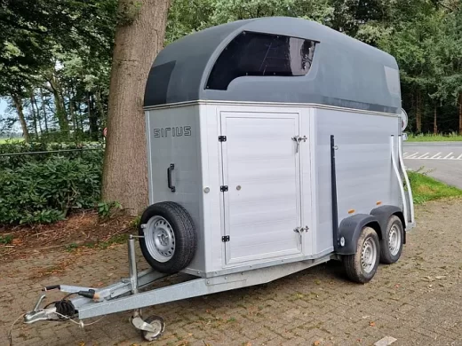 Sirius 2 paards aluminium trailer